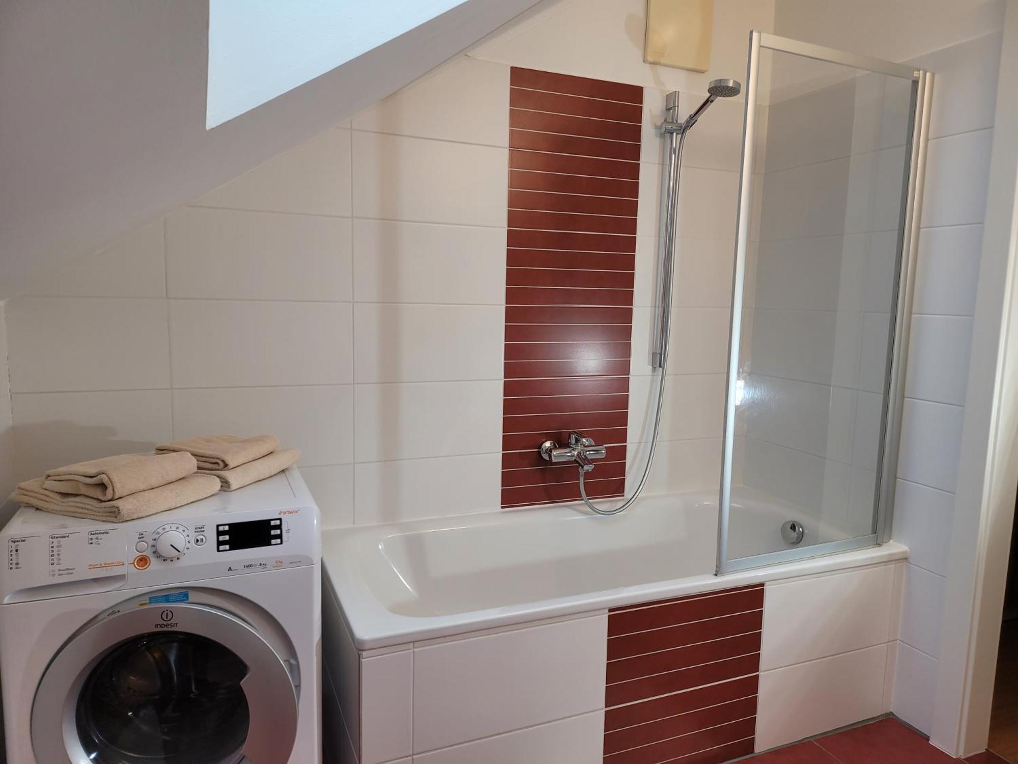 Apartmenthausmannstaetten Hausmannstatten Ngoại thất bức ảnh
