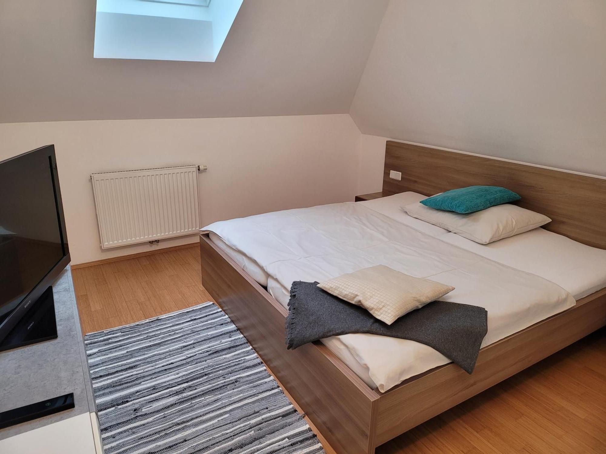 Apartmenthausmannstaetten Hausmannstatten Ngoại thất bức ảnh